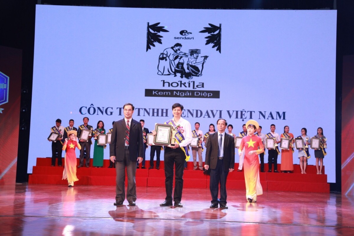 Doanh Nhân Nguyễn Thành Long – Hành trình lan tỏa tinh hoa cây cỏ Việt khởi nguồn từ niềm đam mê.